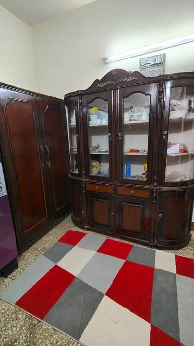 Showcase & Almirah for Sale – Excellent Condition