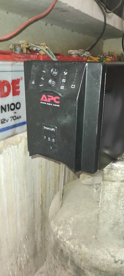 APC Smart UPS 500W 24V Double Battery