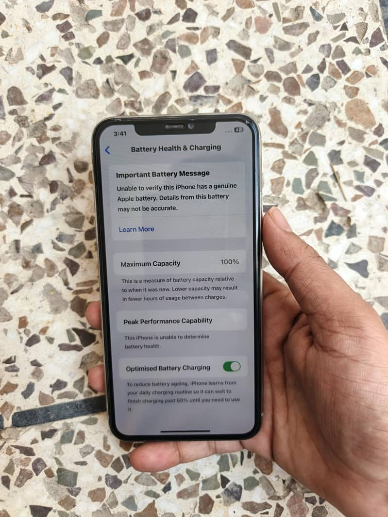 Apple iPhone 11 Pro Max 2