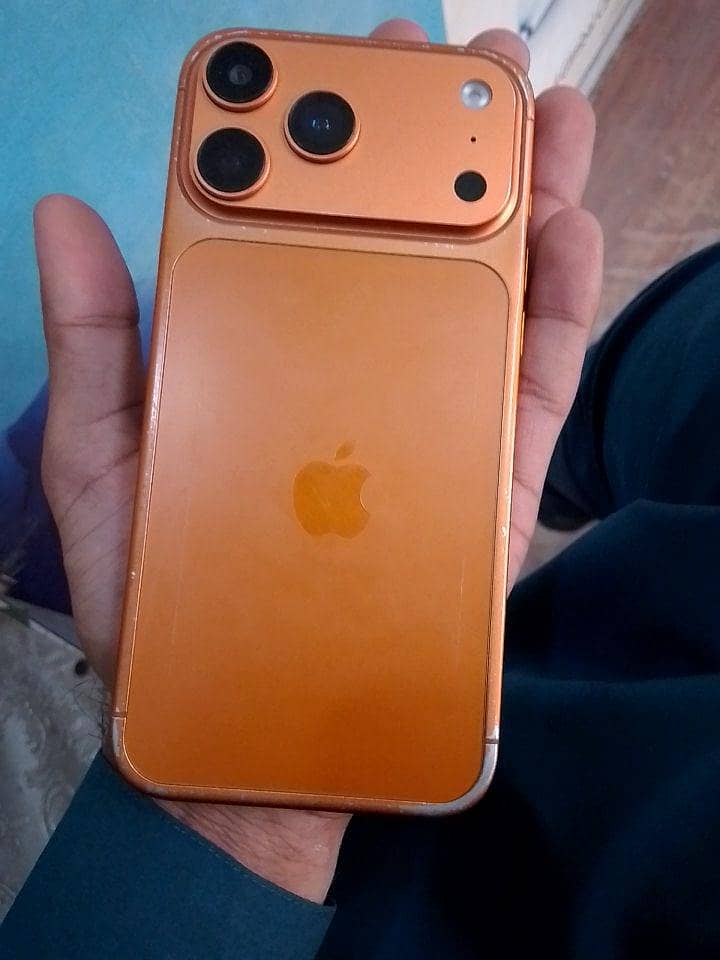 Apple iPhone 17 3