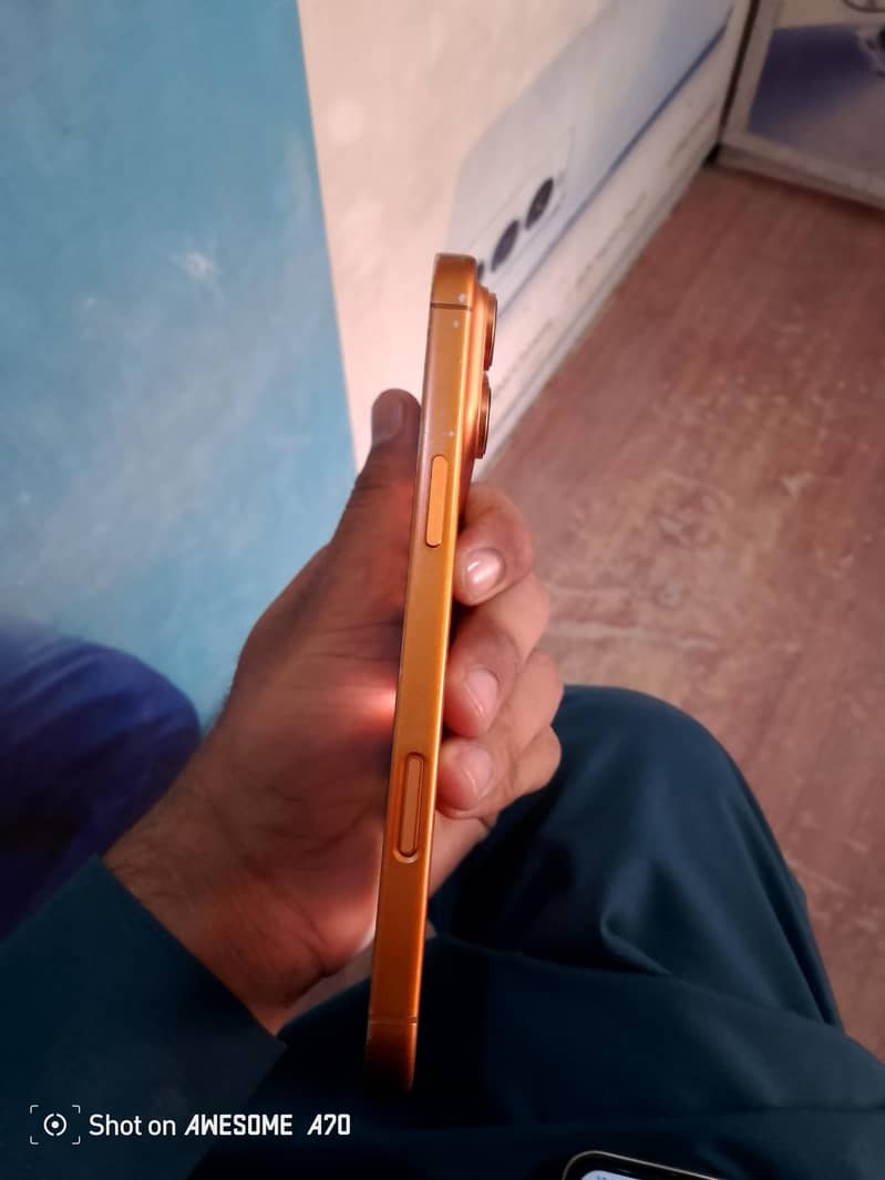 Apple iPhone 17 4