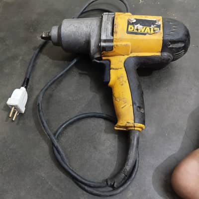 Dewalt screw gun