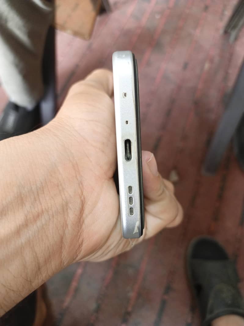 OPPO A6s 3