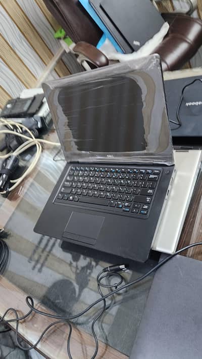 Dell latitude 5490 | i5 8th | 8gb gb ram |256nvme