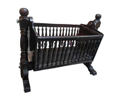 Royal vintage/antique solid wooden baby cradle ( jhula) for sale