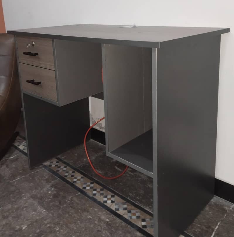 computer table 6