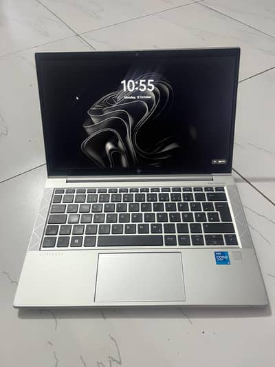 HP EliteBook 830 G8 — Core i5 11th vpro