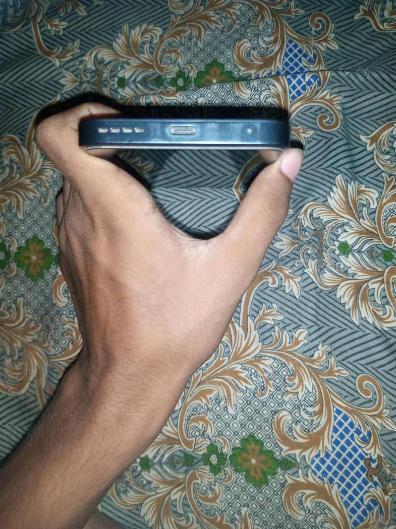 Apple iPhone X 5