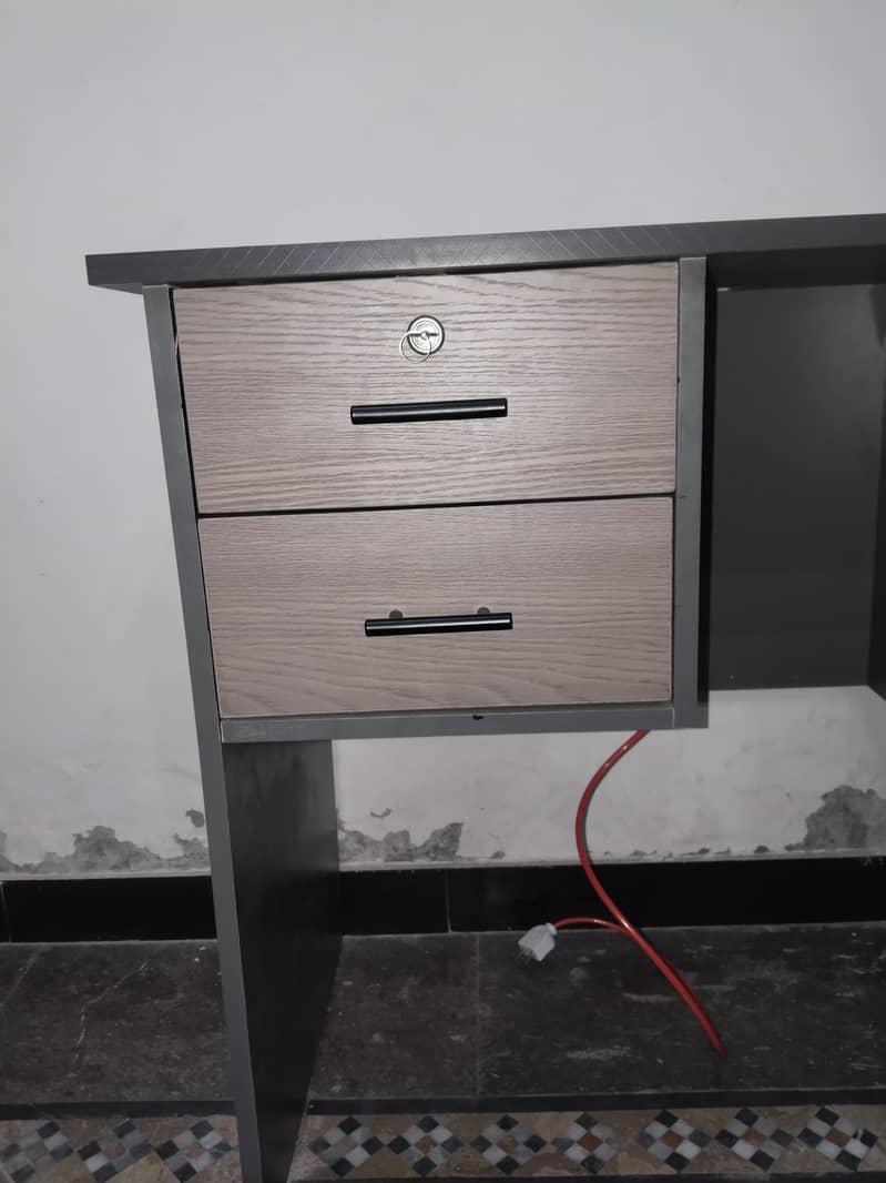computer table 5