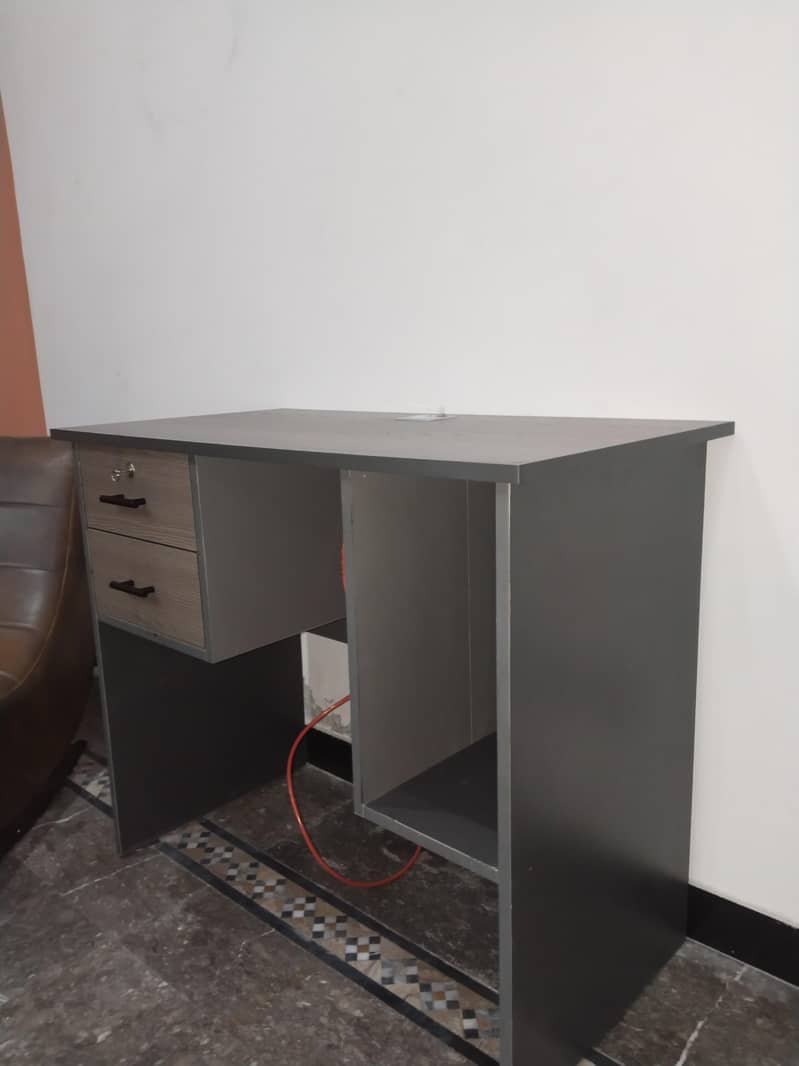 computer table 6