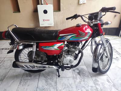 Honda CG 125 23 model clean bike