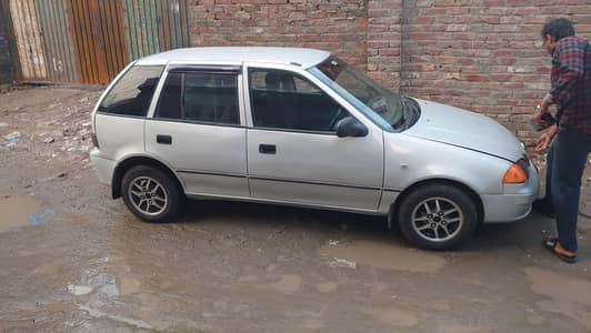 Suzuki Cultus 2000