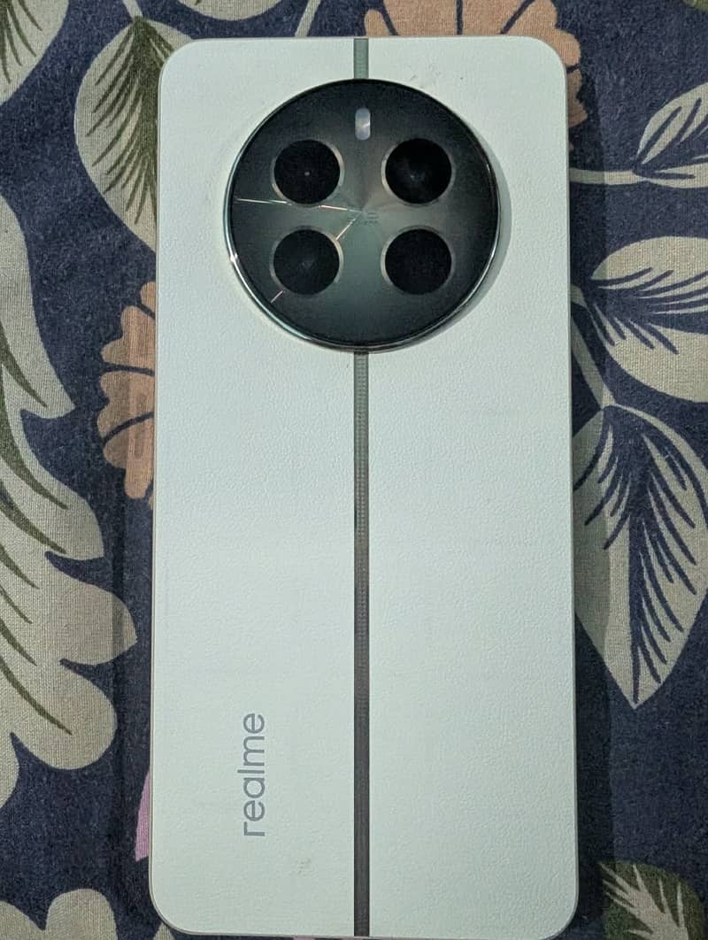 Realme 12 Plus 0