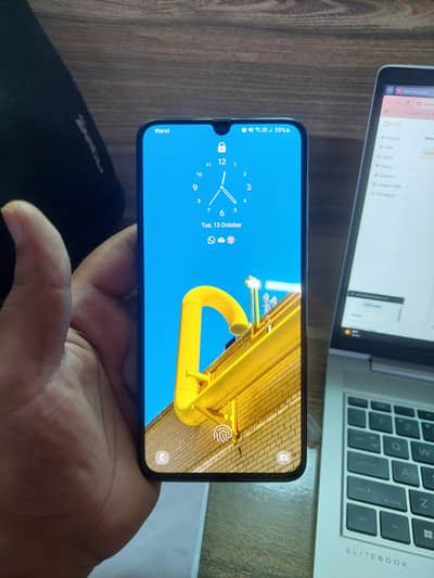 Samsung Mobile A70