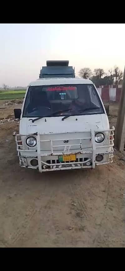Hyundai Shehzore 2000 model