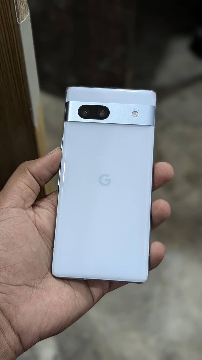 Google Pixel 7a 1