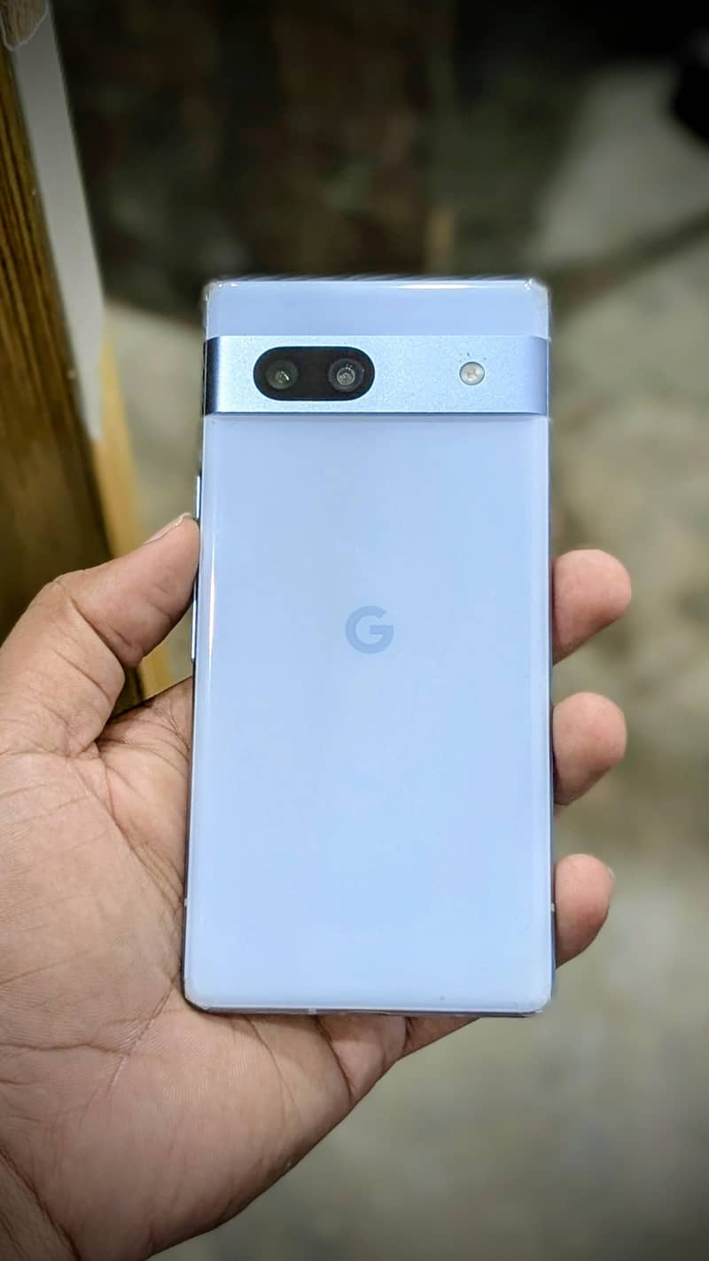 Google Pixel 7a 2