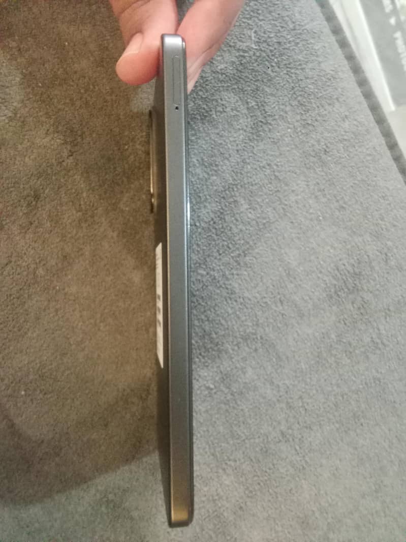 Redmi A 7 Pro 4
