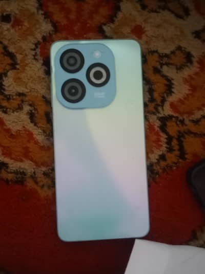 Infinix Smart 8 Pro