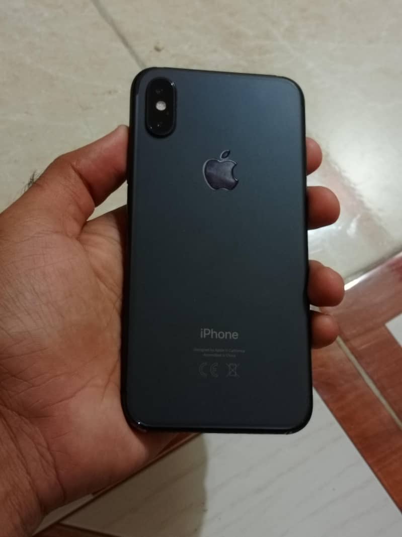 Apple iPhone XS 0