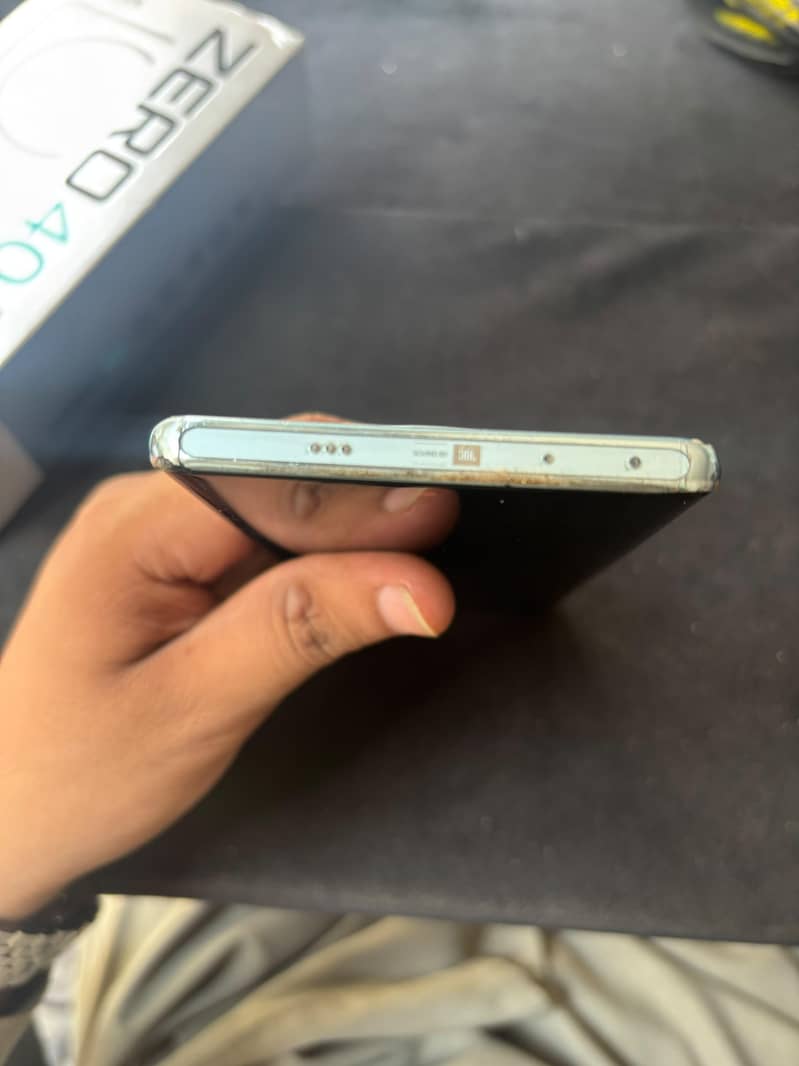 Infinix Zero 40 2