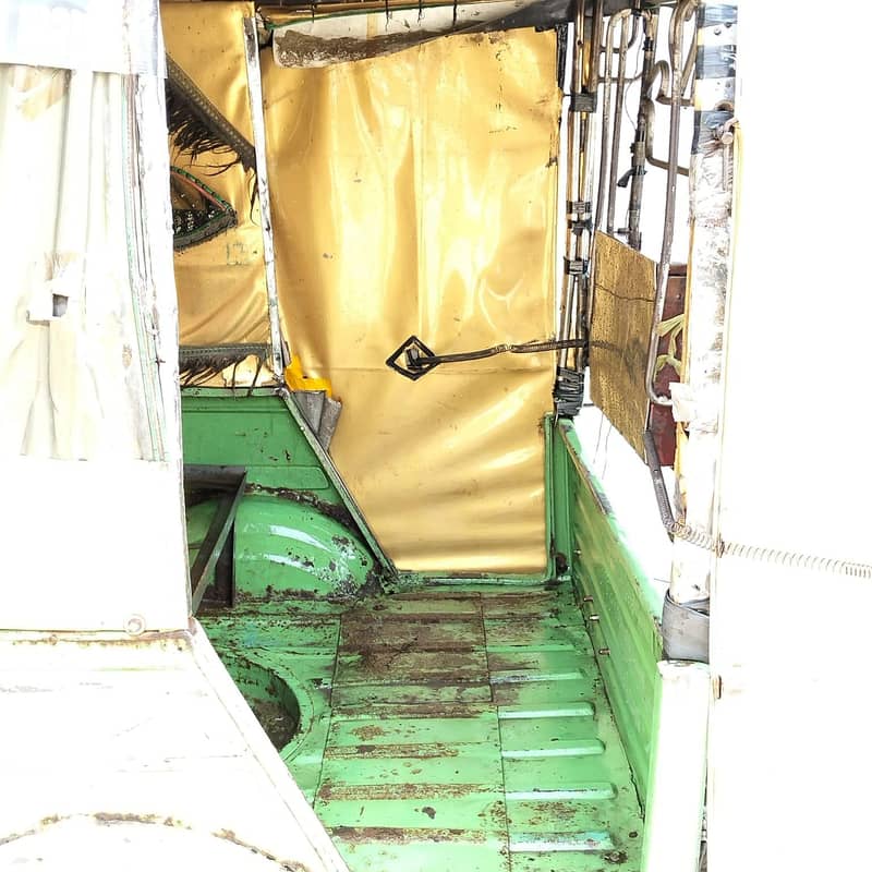 auto rickshaw 1