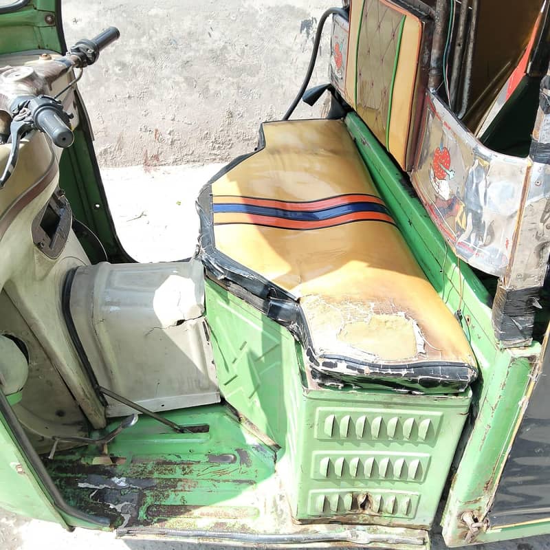 auto rickshaw 3