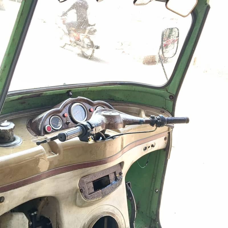 auto rickshaw 10