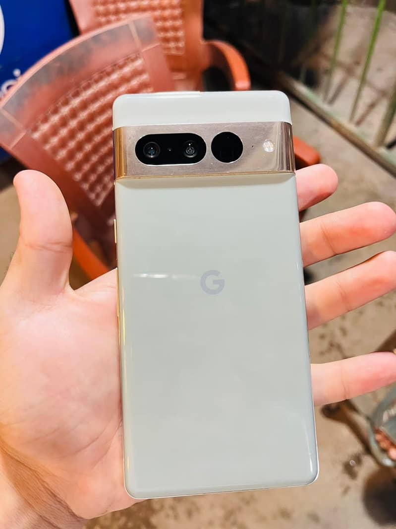 Google Pixel 7 Pro 2