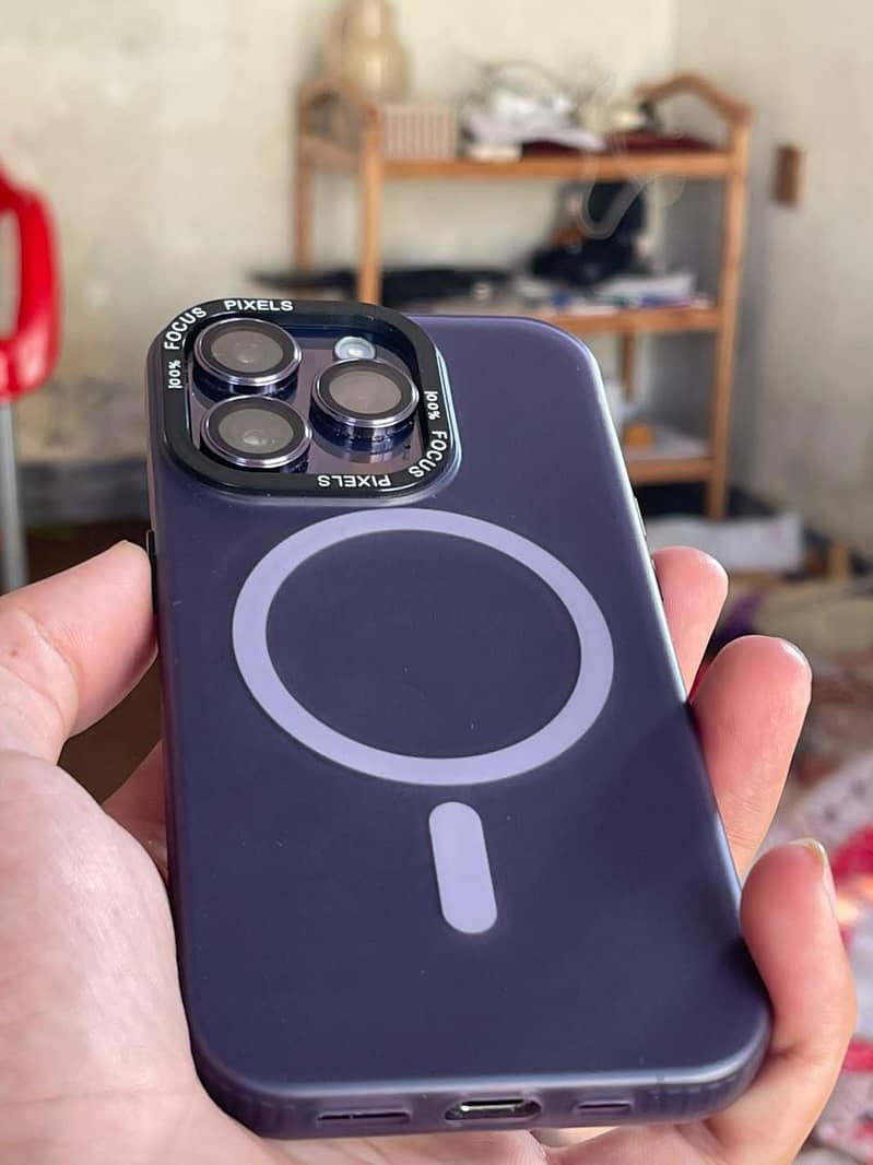 Apple iPhone 14 Pro 1