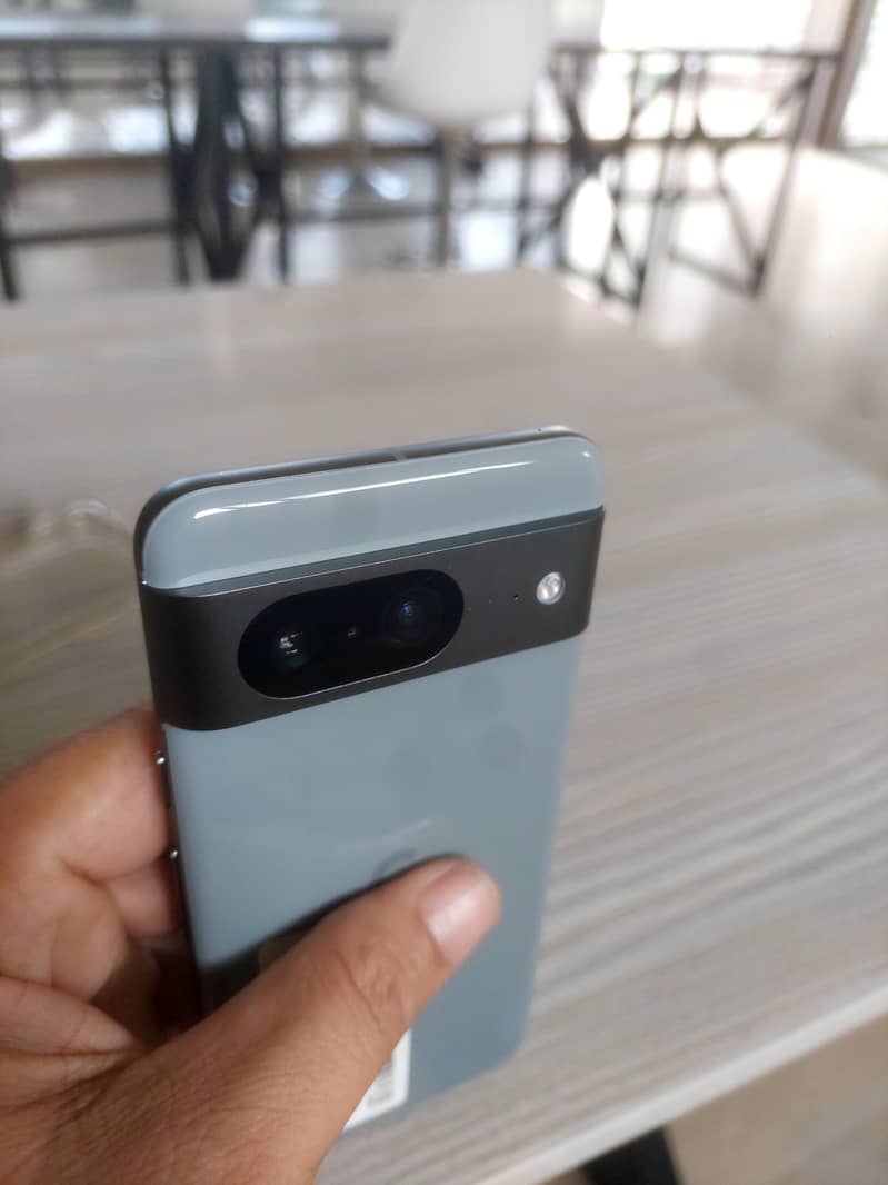 Google Pixel 8 1
