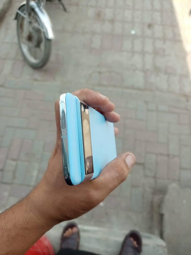 Google Pixel 8 Pro 4