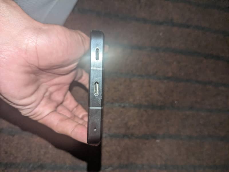 Sharp Aquos r7 4