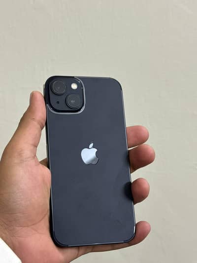 Apple iPhone 13