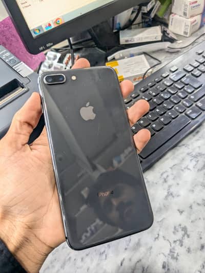 Apple iPhone 8 Plus
