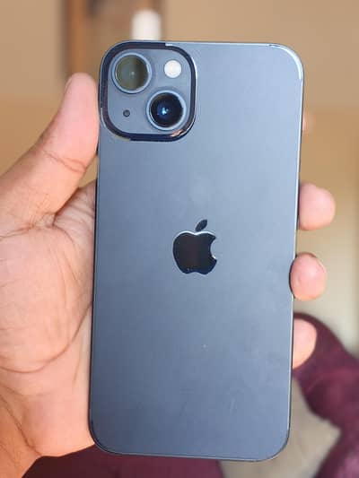 Apple iPhone 13