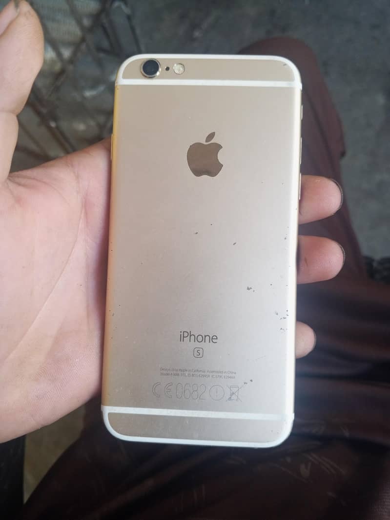 Apple iPhone 6S 1