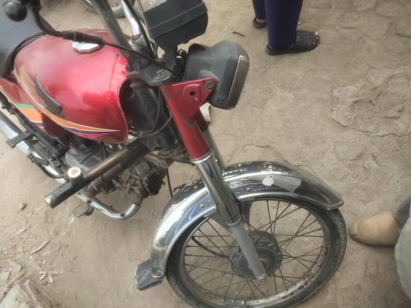 Honda CD 70 4