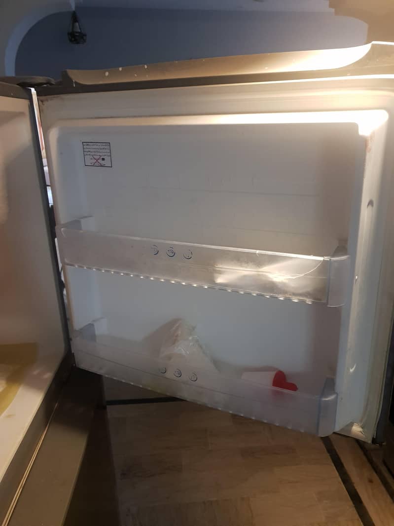 Dawlance fridge 4