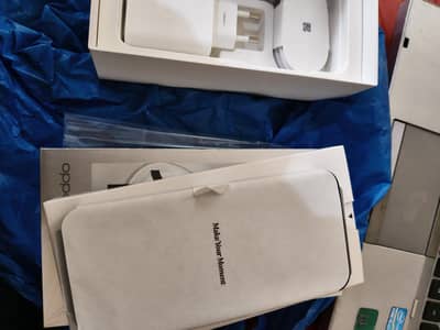 OPPO Reno 16 12/255