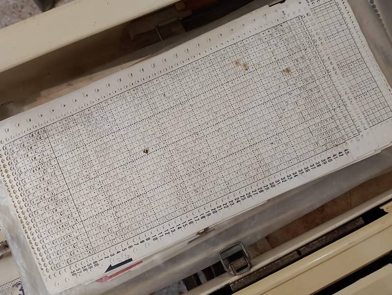 Knitting Machine 17