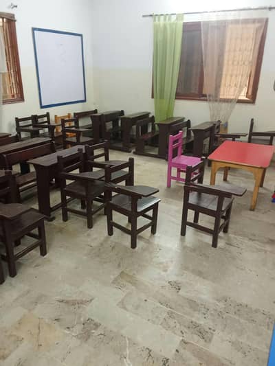 school class room chairs