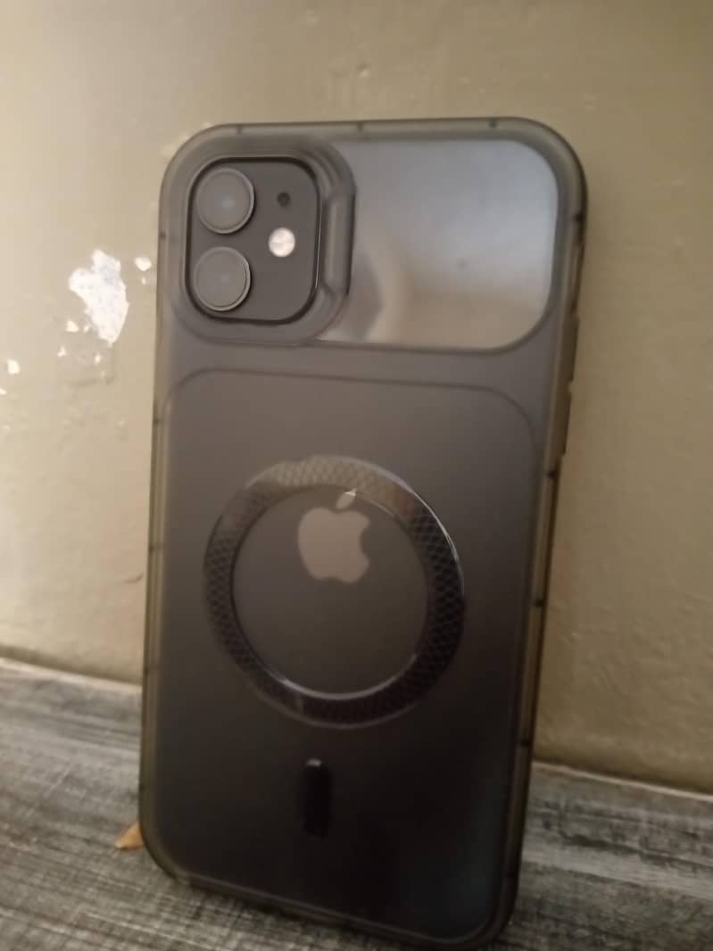 Apple iPhone 11 Mint Condition 0