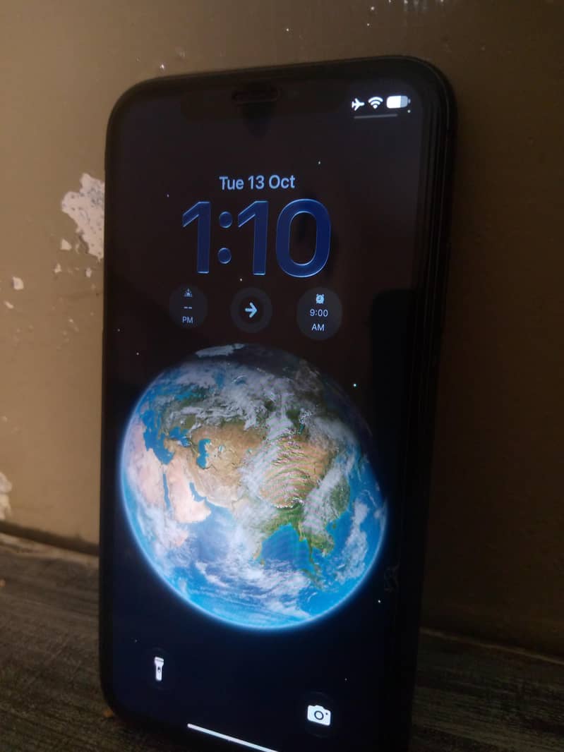 Apple iPhone 11 Mint Condition 6
