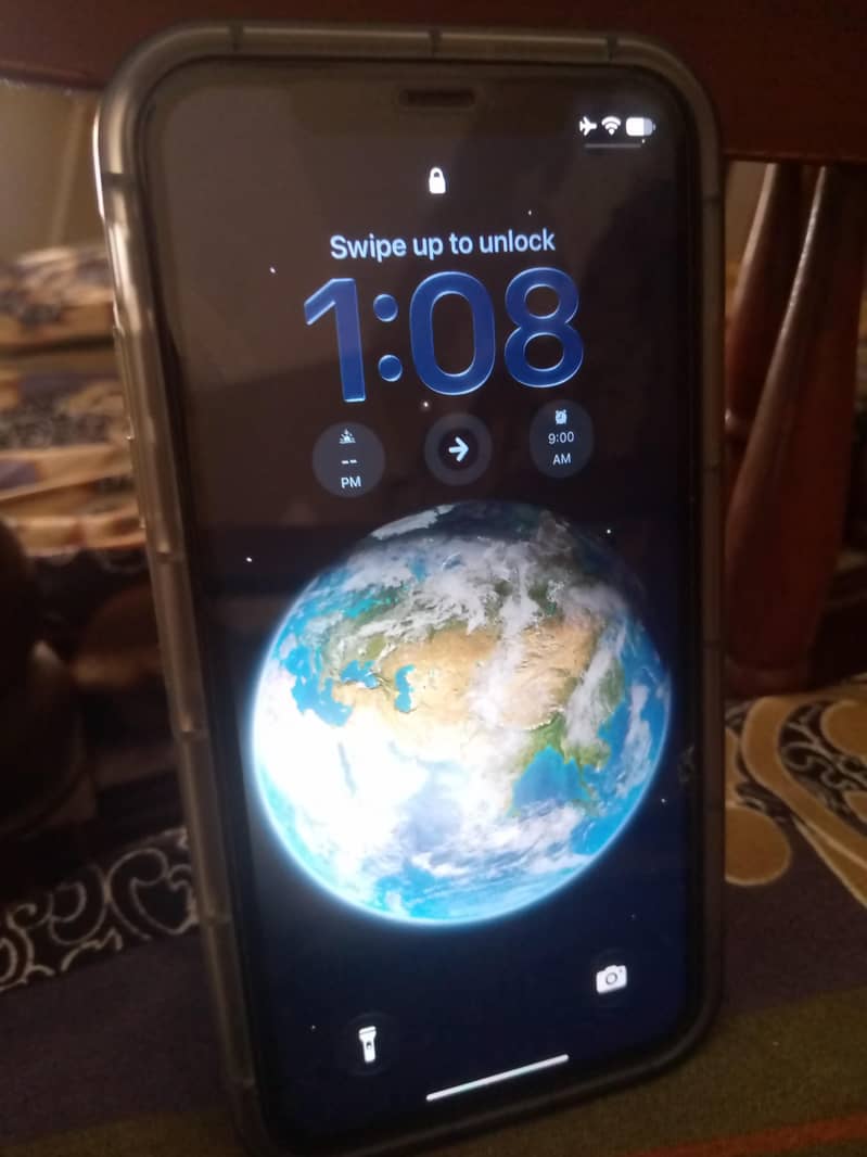 Apple iPhone 11 Mint Condition 7