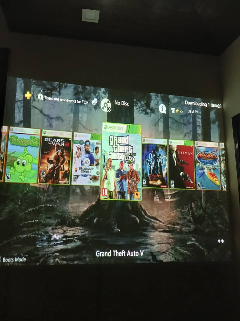 xbox 360 E 99 games, 2 controllers 8