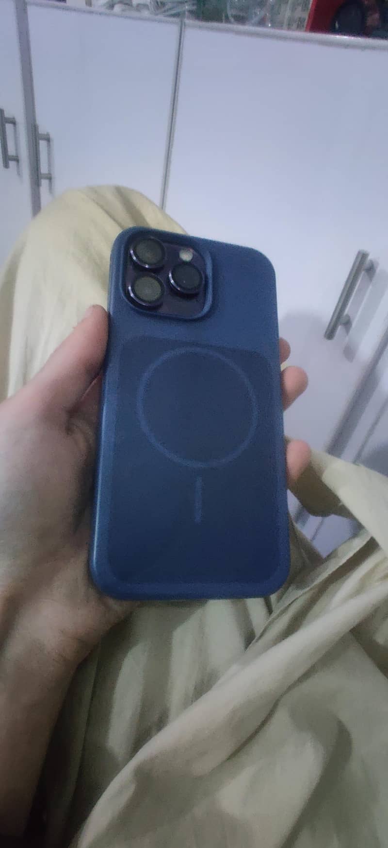 Apple iPhone 14 Pro Max 0