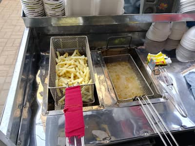 fingers fries counter