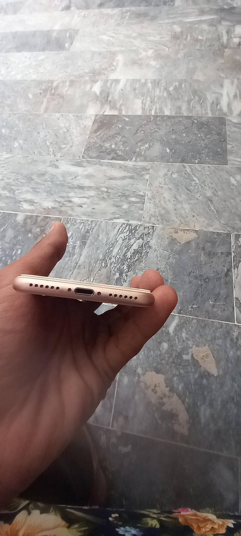 Apple iPhone 8 6