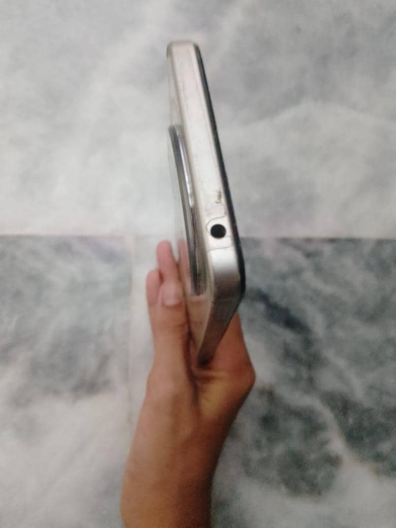 Xiaomi POCO C75 4